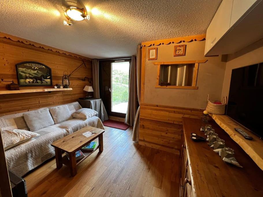 Appartement La Clusaz Avec Terrasse Sur Les Pistes De Ski Manigod Zewnętrze zdjęcie